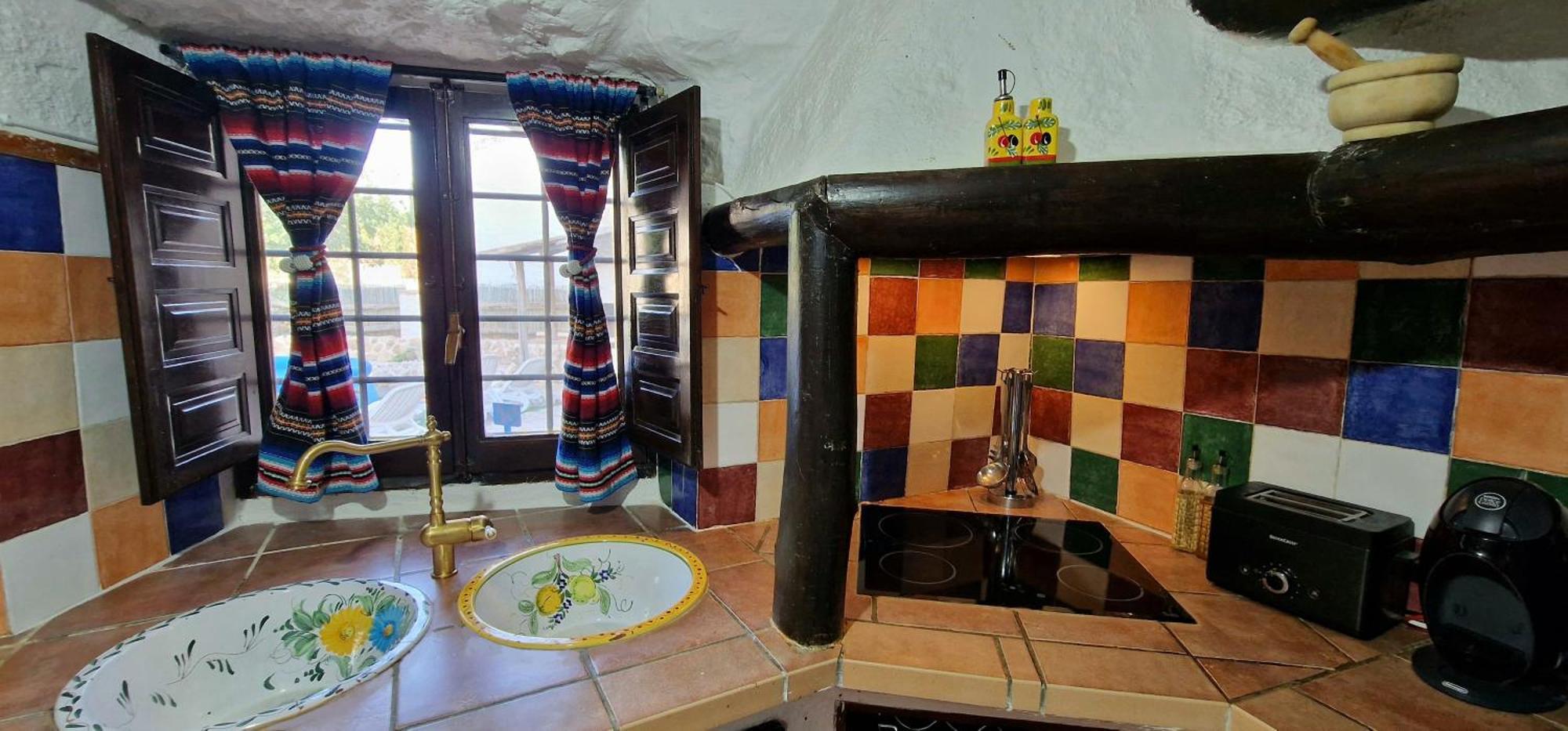 Casa Cueva Cascamorras "Capricho Andaluz" 巴萨 外观 照片
