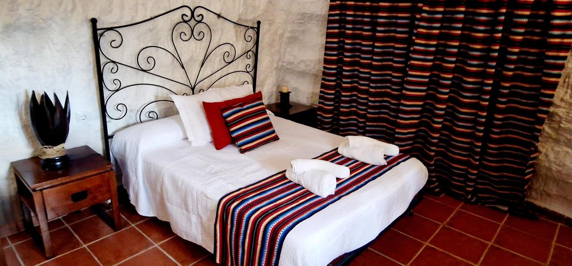 Casa Cueva Cascamorras "Capricho Andaluz" 巴萨 外观 照片