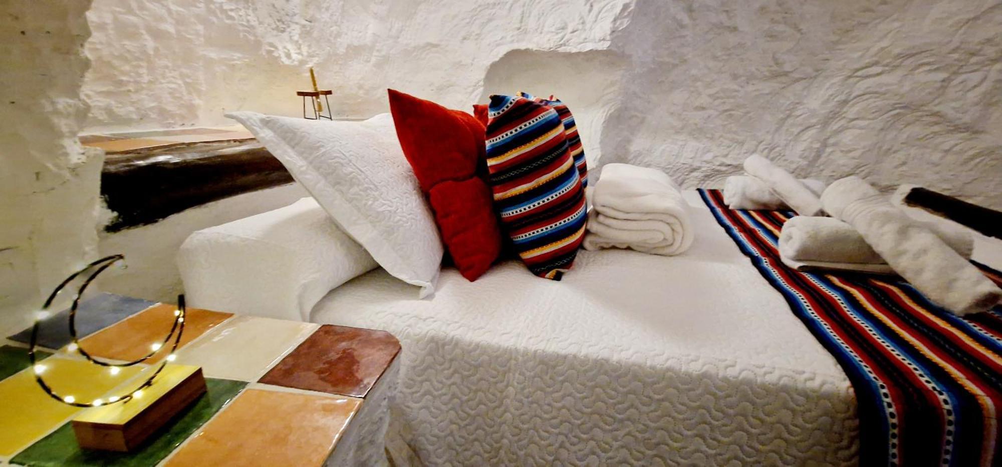 Casa Cueva Cascamorras "Capricho Andaluz" 巴萨 外观 照片