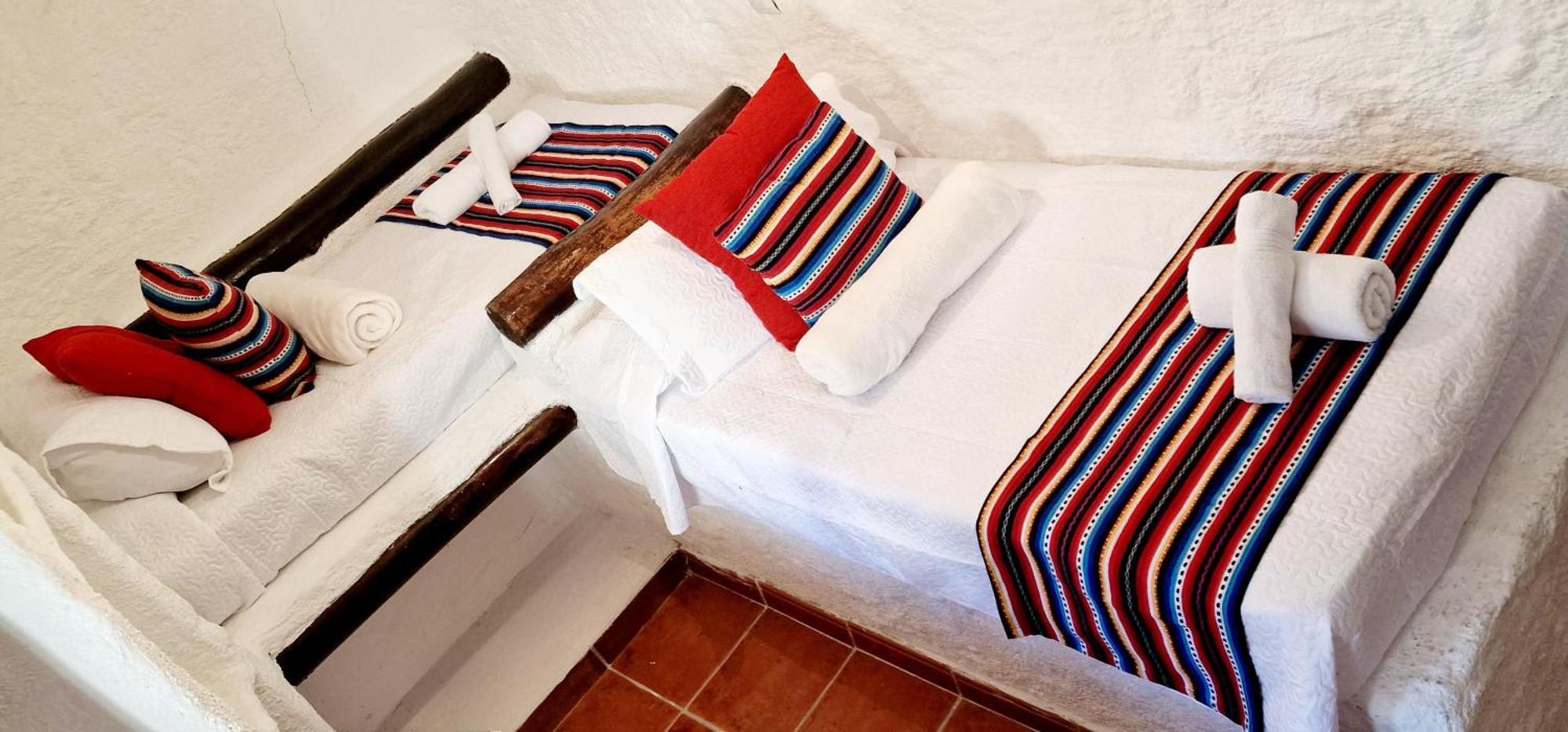 Casa Cueva Cascamorras "Capricho Andaluz" 巴萨 外观 照片