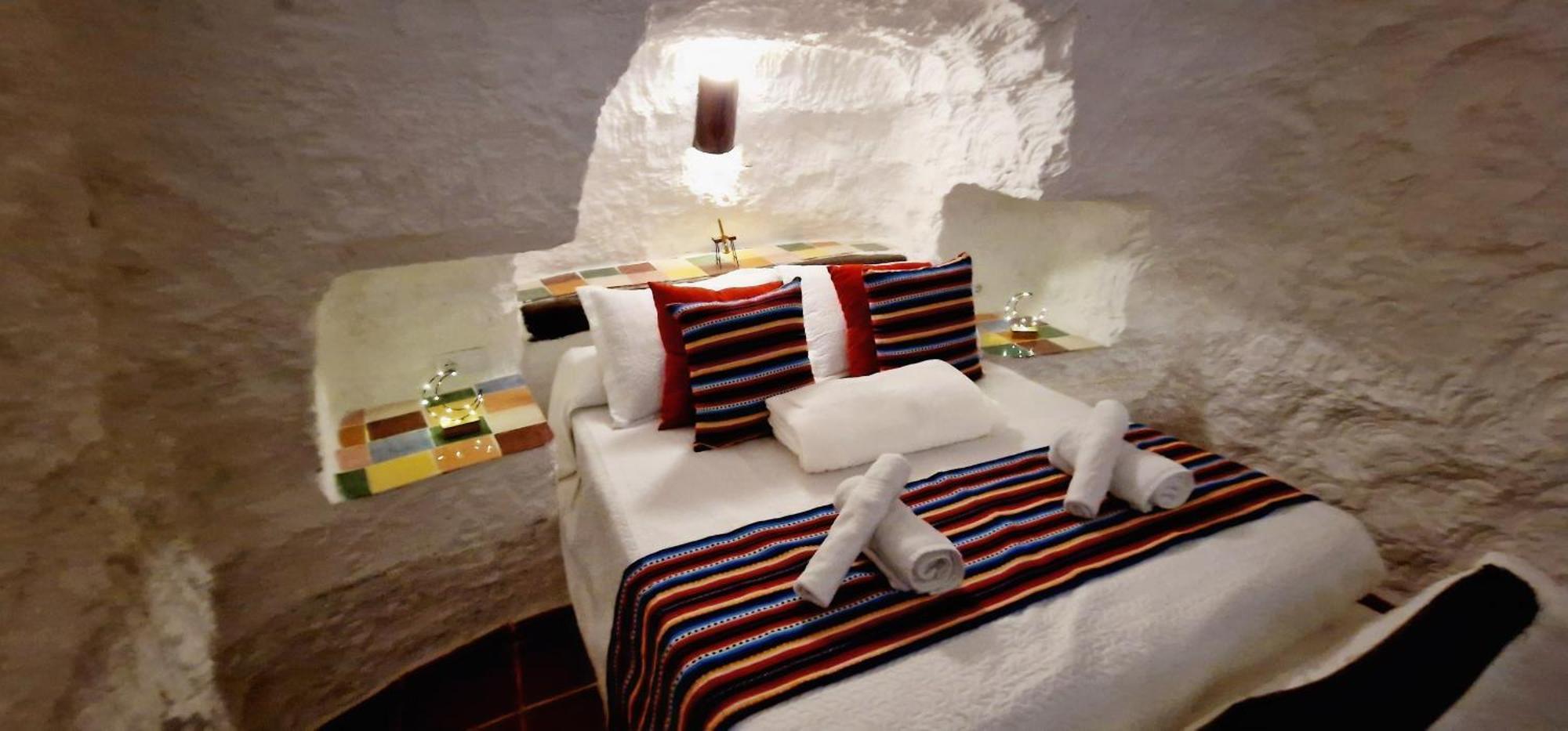 Casa Cueva Cascamorras "Capricho Andaluz" 巴萨 外观 照片